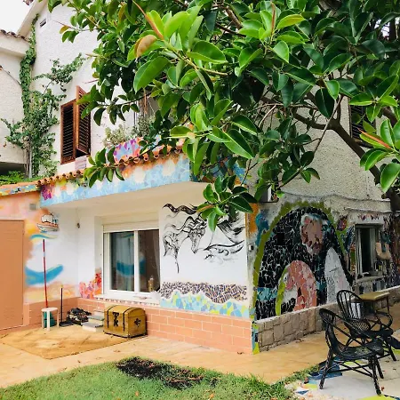 Wave Samurai Guest house *