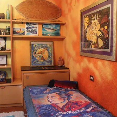Wave Samurai Guest house